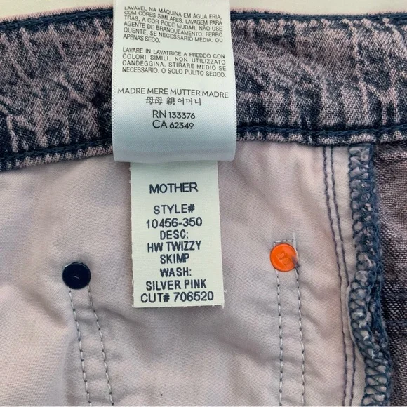MOTHER SNACKS High Waisted Twizzy Skimp Wash Jeans in Silver Pink NWT - Picture 7 of 11